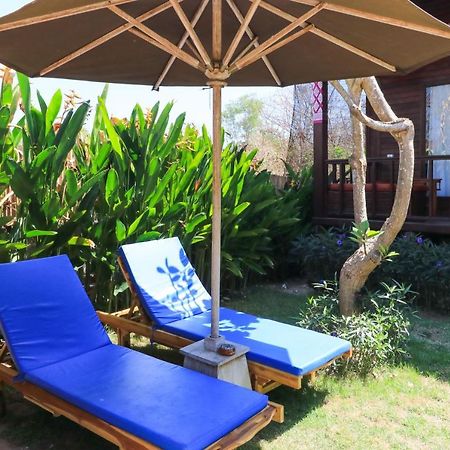 Uma Hostel Lembongan Екстериор снимка