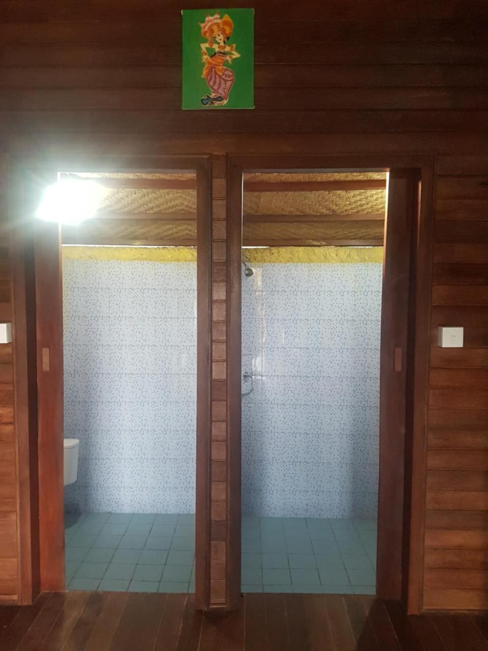 Uma Hostel Lembongan Екстериор снимка