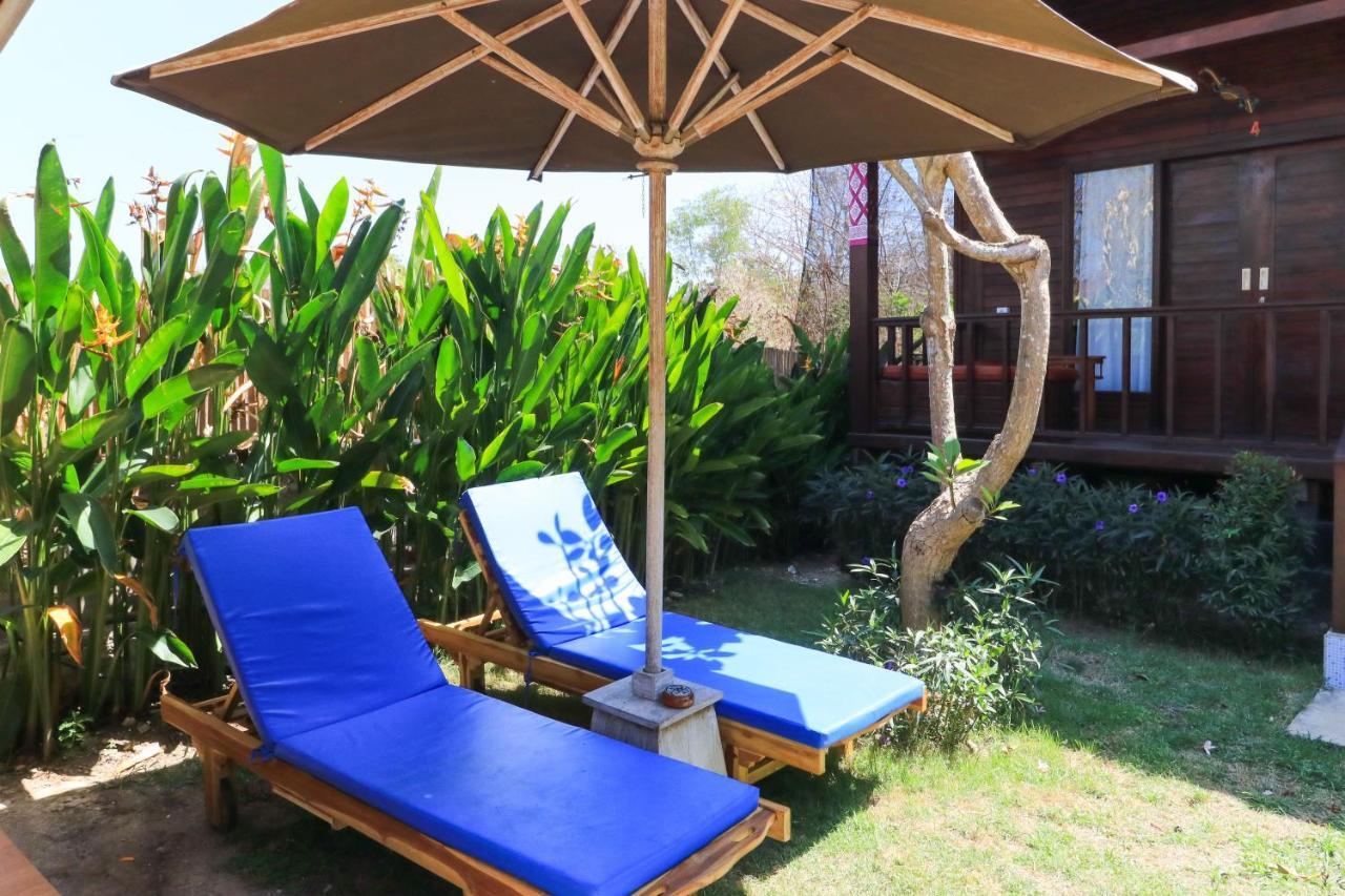 Uma Hostel Lembongan Екстериор снимка